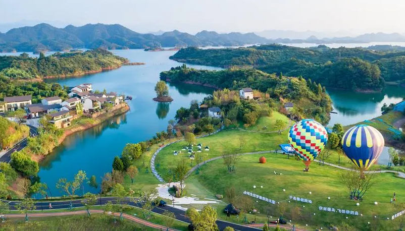 全國政協(xié)委員多央娜姆：培育世界級旅游景區(qū)和度假區(qū)